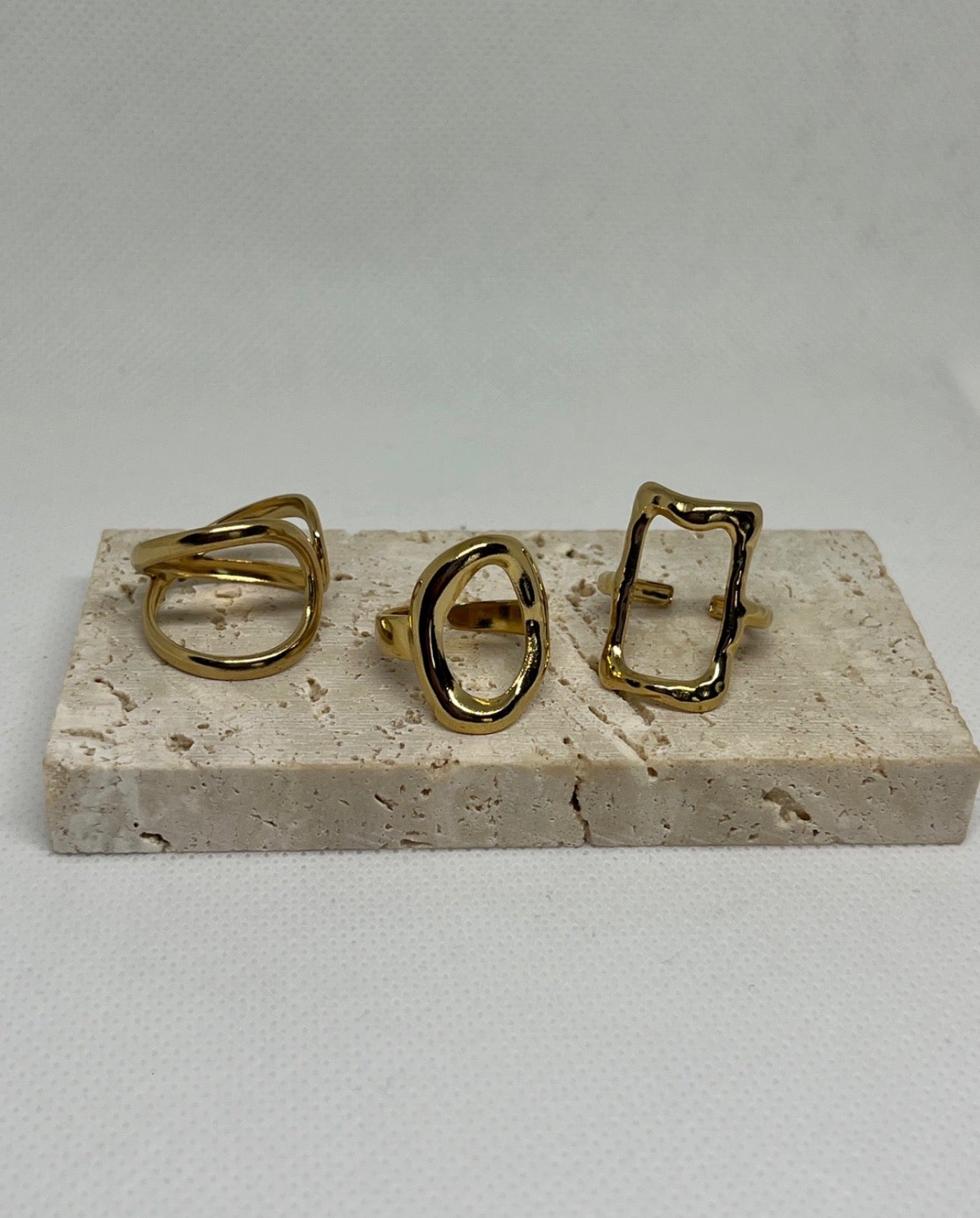 ✨ Abstract Gold Ring Set (3 pcs)