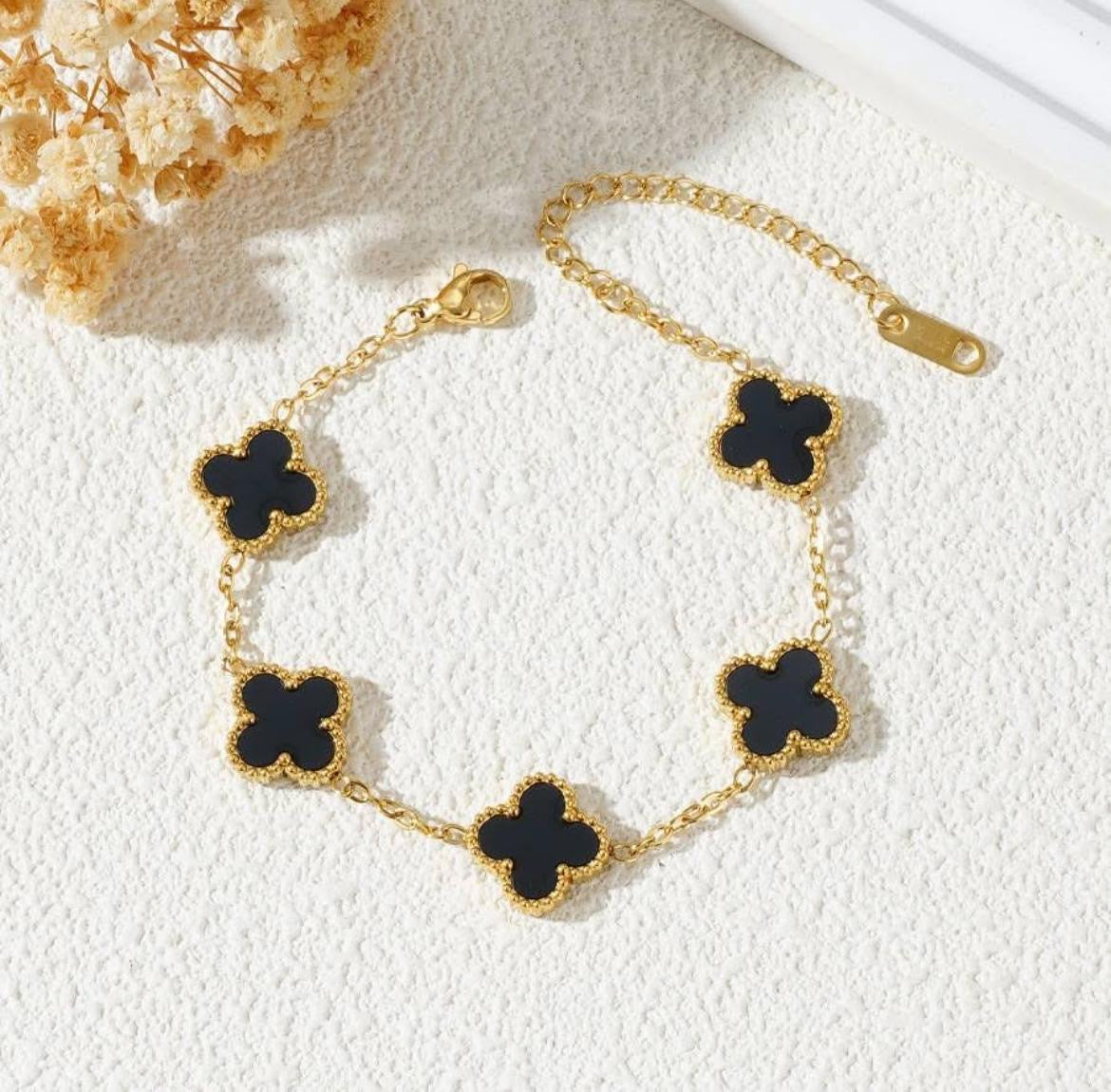 Clover 🍀 And Rae Bracelet