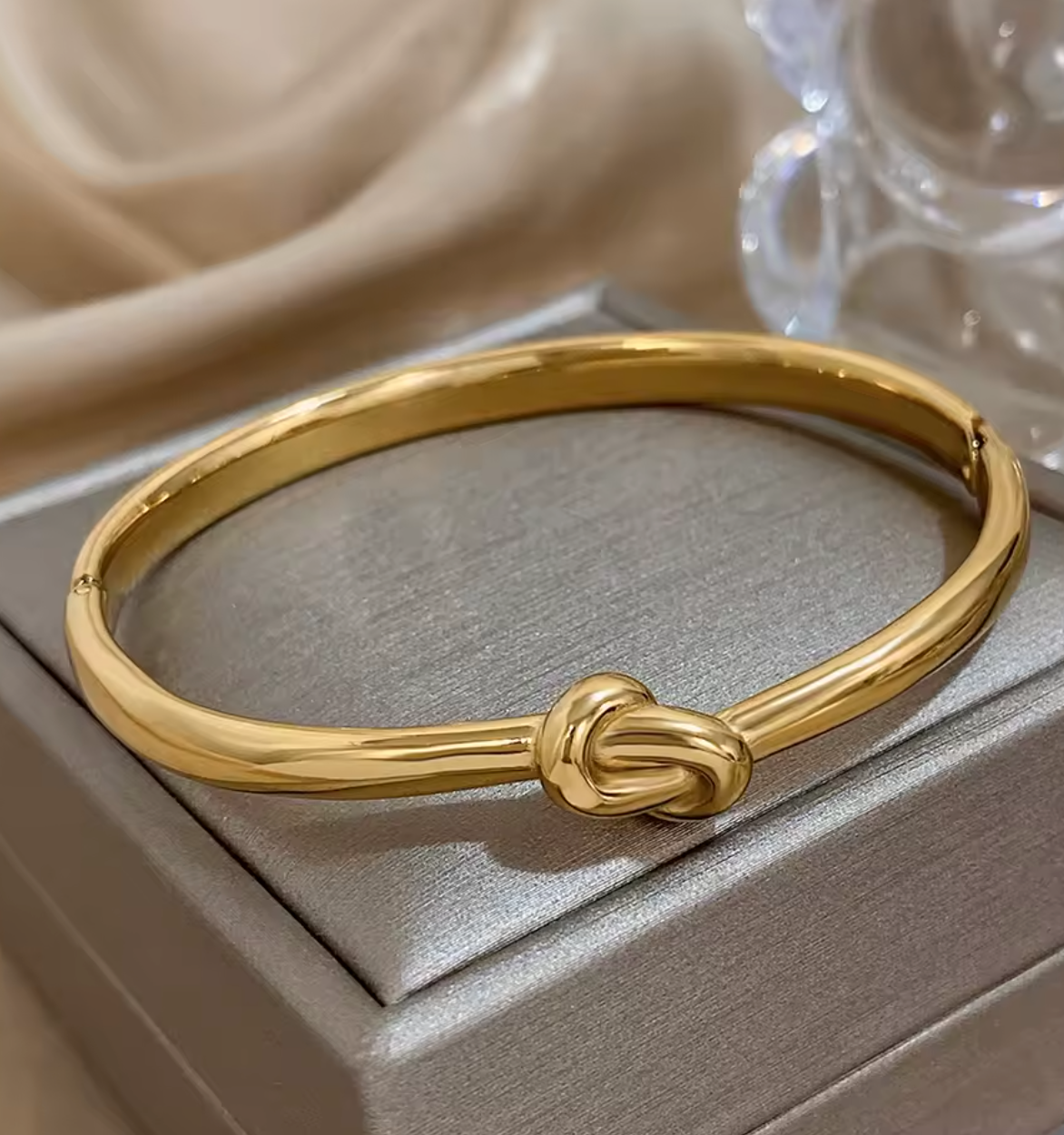 Minimalist 18K Gold Plated Stainless Steel Bangle Bracelet for Women Glossy Fashion Knot Stacked Bracelets Waterproof Jewelry