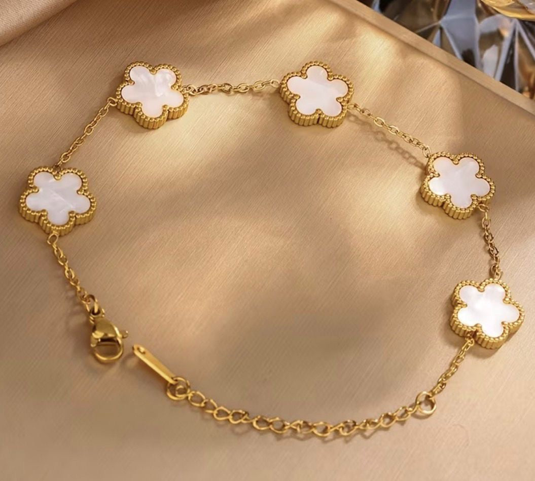 Lucky Five-Leaf Flower 18k Gold Plated Stainless Steel Bracelet